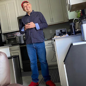 Meet your Posher, Cesar augusto